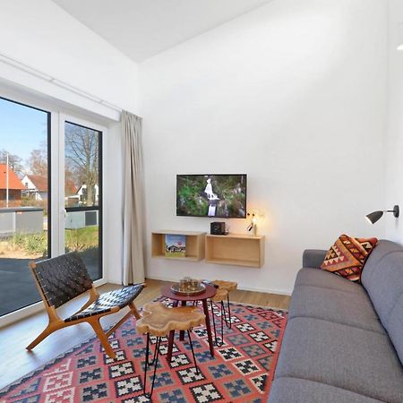 Amazing Home In Lembruch-Duemmer See With Kitchen Экстерьер фото